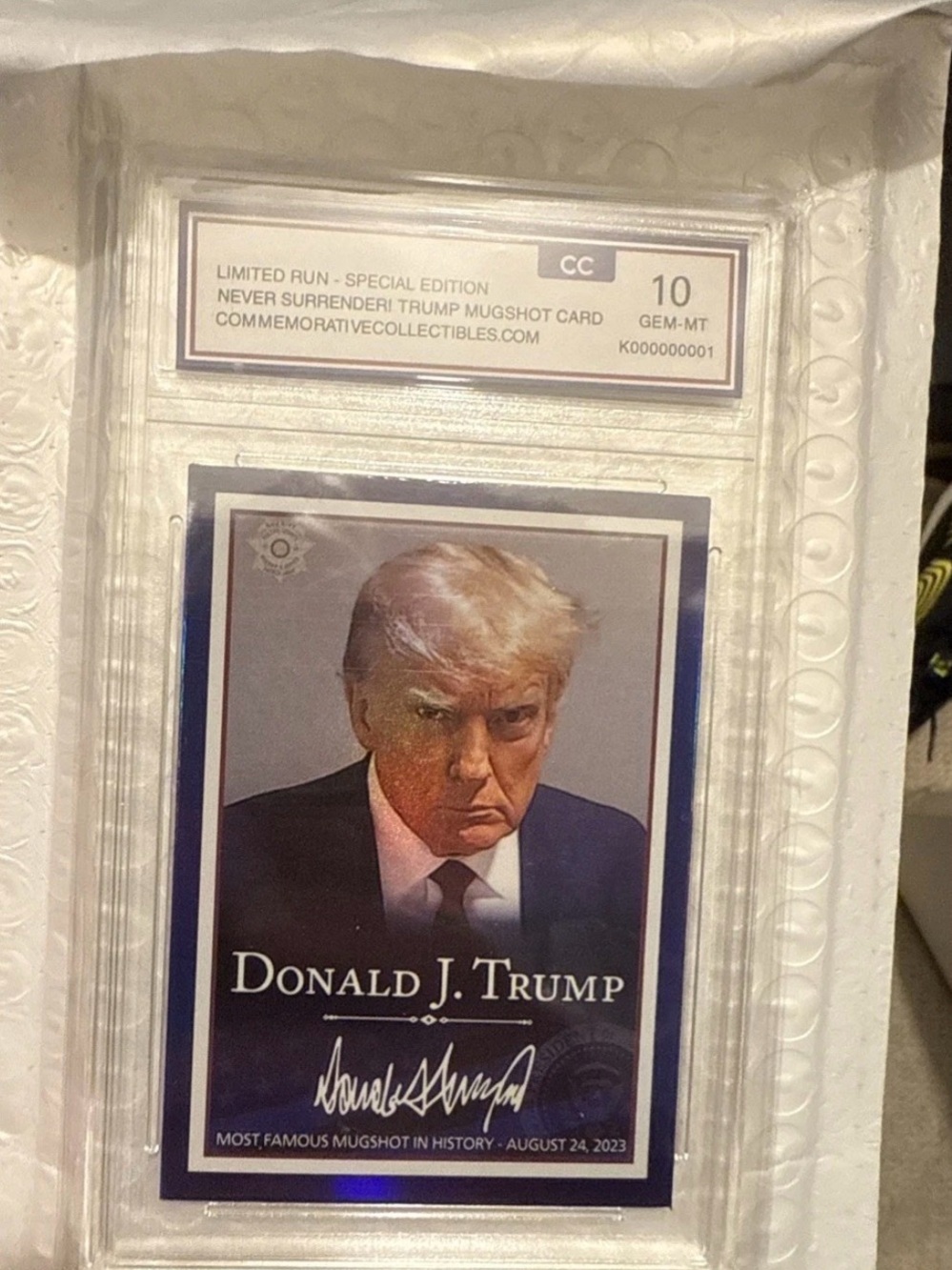 Limited Edition Collectible Card Donald Trump